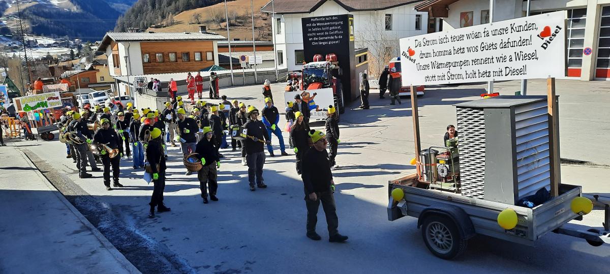 Musikkapelle Huben in Osttirol Faschingsumzug Matrei in Osttirol 2023