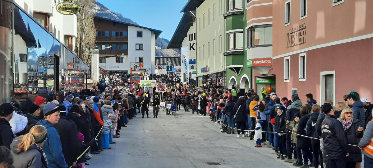 Musikkapelle Huben in Osttirol Faschingsumzug Matrei in Osttirol 2023